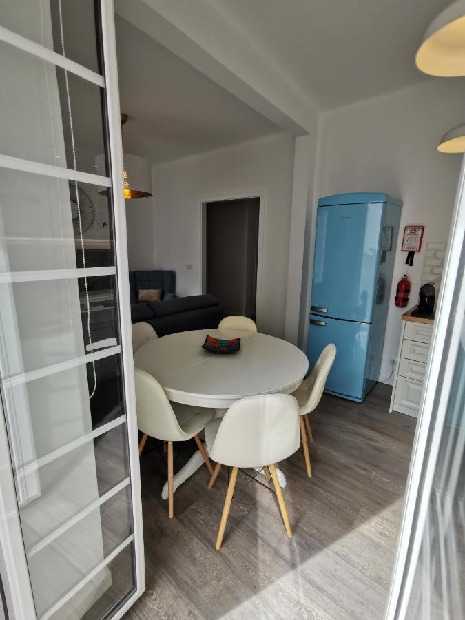 דירות נאזרה Casa Na Onda Subvila מראה חיצוני תמונה